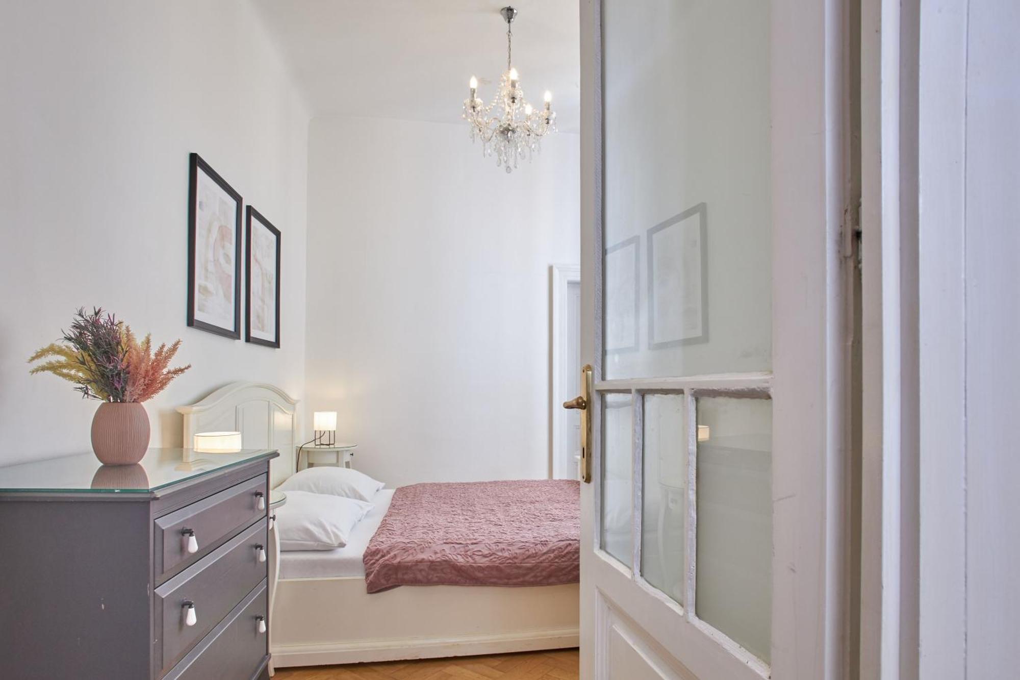 Charles Bridge Premium Residence Πράγα Εξωτερικό φωτογραφία